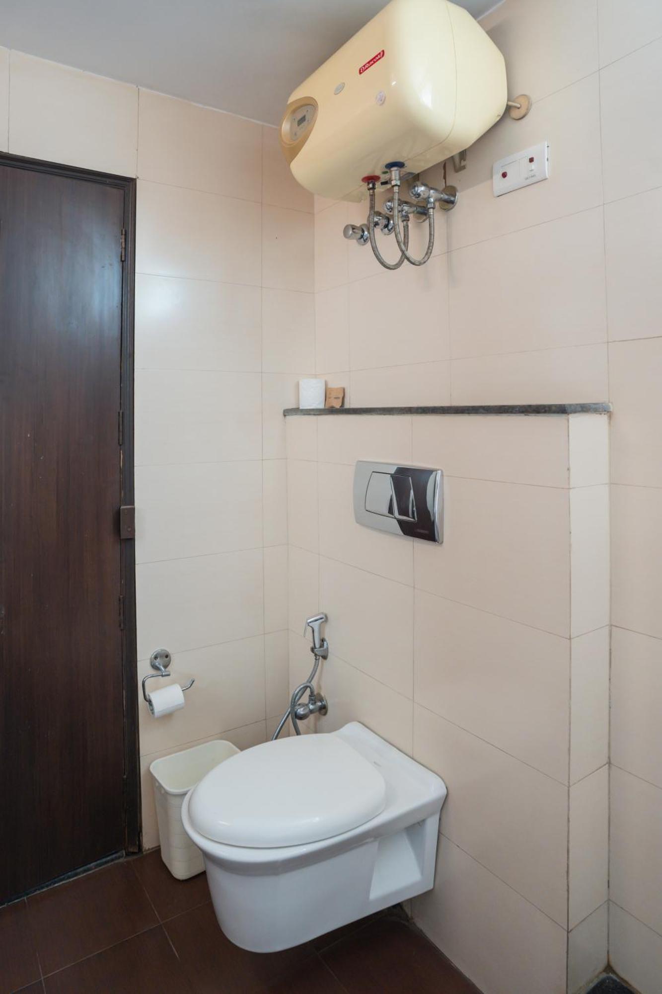 Ahuja Residency Cyber City II Gurgaon Exterior photo