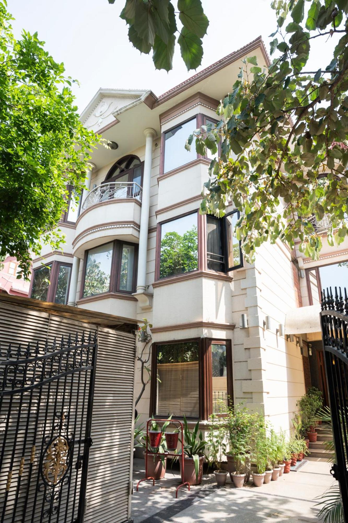 Ahuja Residency Cyber City II Gurgaon Exterior photo