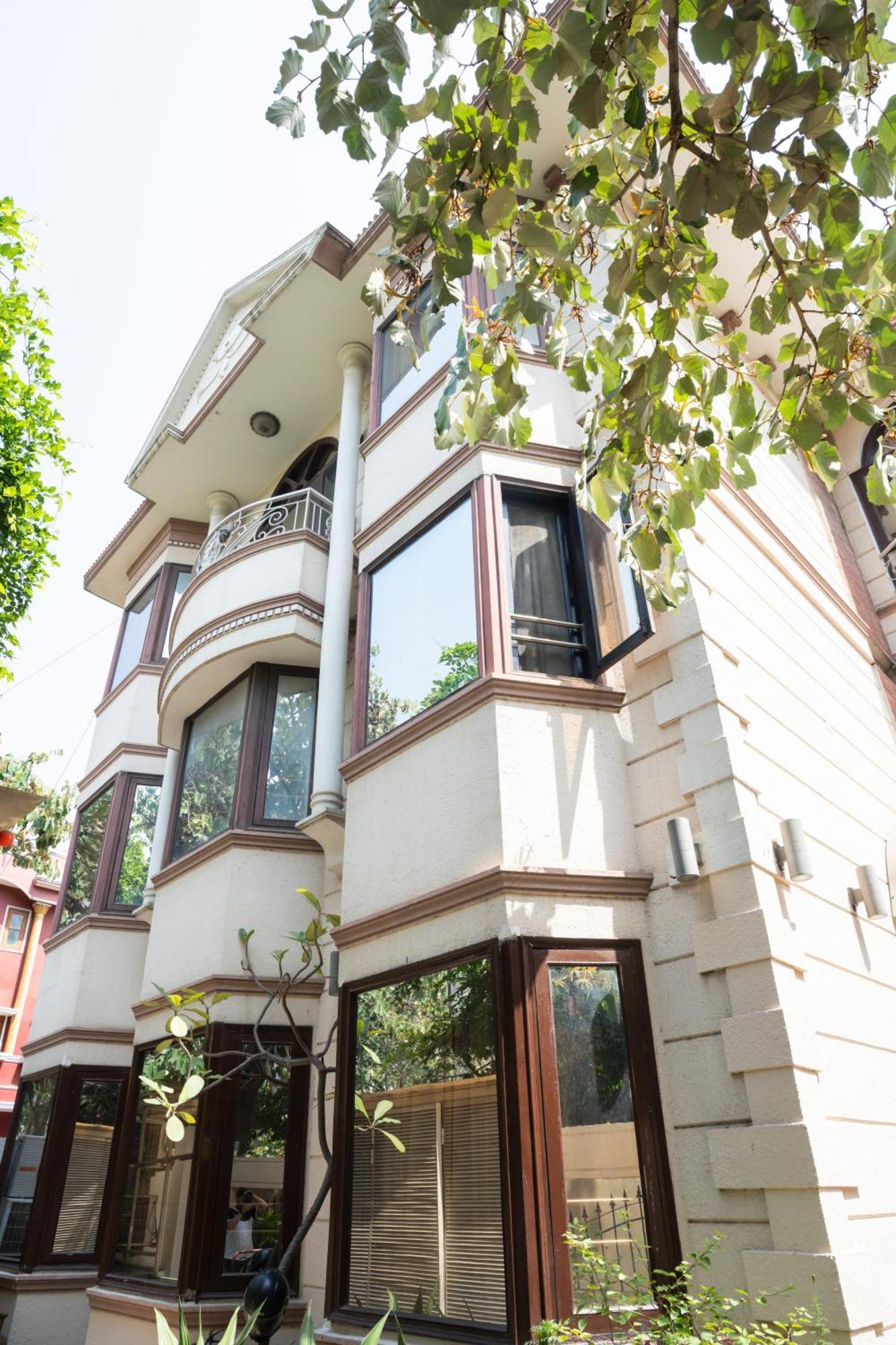 Ahuja Residency Cyber City II Gurgaon Exterior photo